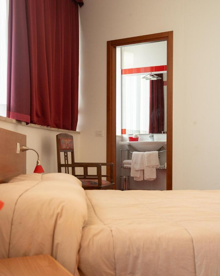 Hotel All'Oasi 파에세 외부 사진