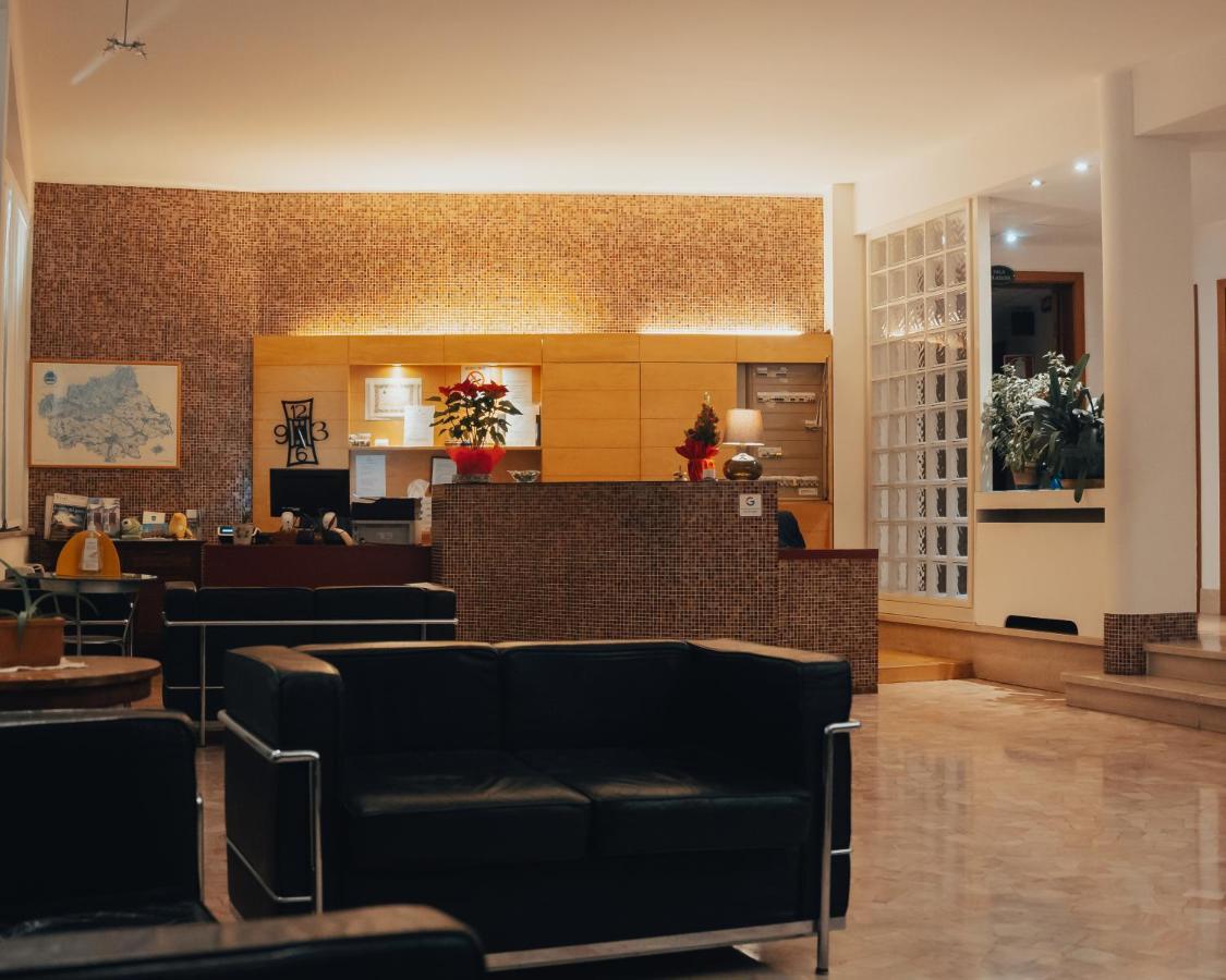 Hotel All'Oasi 파에세 외부 사진